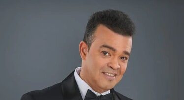 Teatro Nacional acogerá homenaje póstumo a Alex Bueno