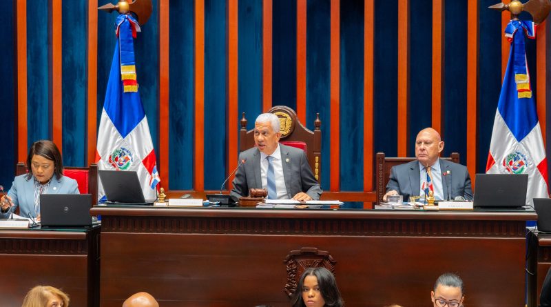 Senado aprueba cambios a leyes de simplificación fiscal y residuos sólidos Senado aprueba cambios a leyes de simplificación fiscal y residuos sólidos