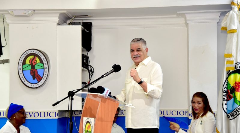 Vargas llama a construir una gran alianza opositora para enfrentar al PRM en 2028