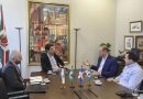 Alcaldes de Santiago y Curitiba acuerdan cooperación para impulsar una ciudad inteligente Alcaldes de Santiago y Curitiba acuerdan cooperación para impulsar una ciudad inteligente