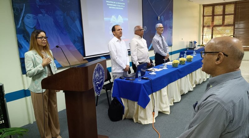 Docentes rechazan fusión del Minerd y el Mescyt y advierten afectaría el derecho a la educación