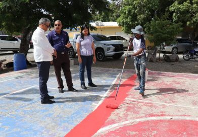 Educación intensifica preparativos para el inicio del próximo año escolar