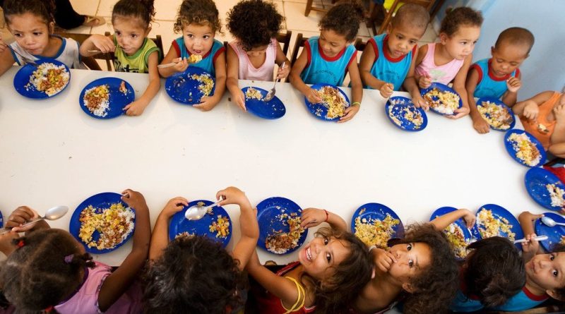 Latinoamérica reduce el hambre pero aumentan la obesidad y los precios, según informe ONU Latinoamérica reduce el hambre pero aumentan la obesidad y los precios, según informe ONU