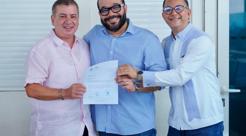 César Fernández: Este gobierno todo lo que funciona lo daña; por eso la economía es un desastre César Fernández: Este gobierno todo lo que funciona lo daña; por eso la economía es un desastre