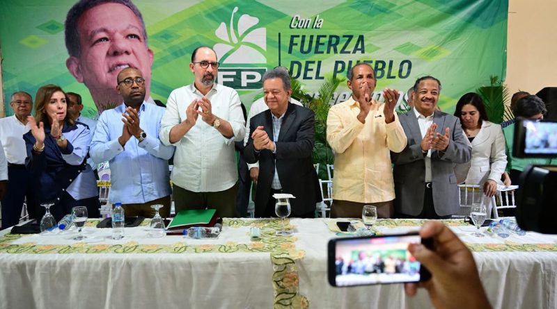 Leonel Fernández lidera jornada nacional de organización de la Fuerza del Pueblo