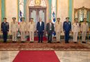 Abinader juramenta nuevos comandantes militares y director de la Policía Nacional Abinader juramenta nuevos comandantes militares y director de la Policía Nacional