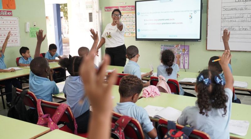 Minerd asegura que tiene cubierta la totalidad de docentes para el año escolar 2026-2027