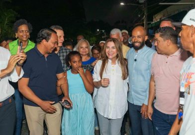 Alcaldía del DN lleva iluminación y seguridad a 59 calles de Los Jardines