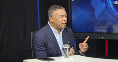 Yván Lorenzo cuestiona gestión de Ortiz Bosch y lanza fuertes críticas al Gobierno