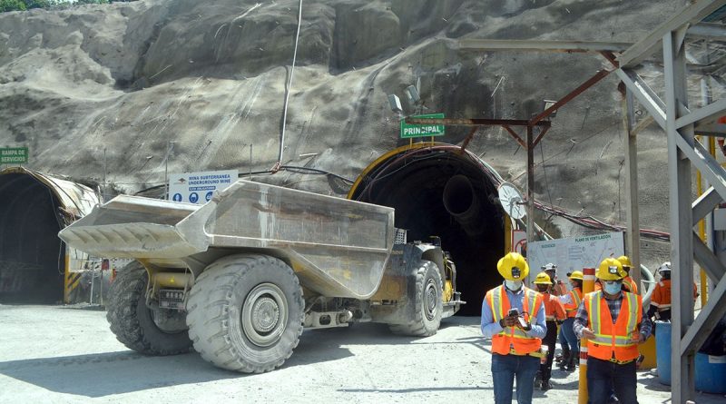 Minería mantiene los salarios más altos del país, según la ONE