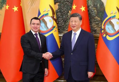 Xi recibe a Noboa en Pekín en su primera visita de Estado a China Xi recibe a Noboa en Pekín en su primera visita de Estado a China