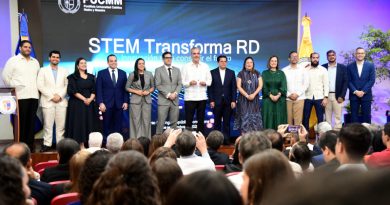 La Pucmm presenta el primer microchip universitario de la República Dominicana
