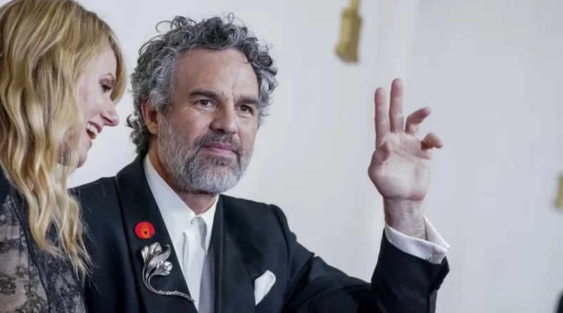 Más de 180 figuras de Hollywood apoyan a Mark Ruffalo después de acusaciones de Paramount