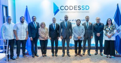 Vicepresidente de El Salvador destaca interés en fortalecer vínculos con empresarios dominicanos