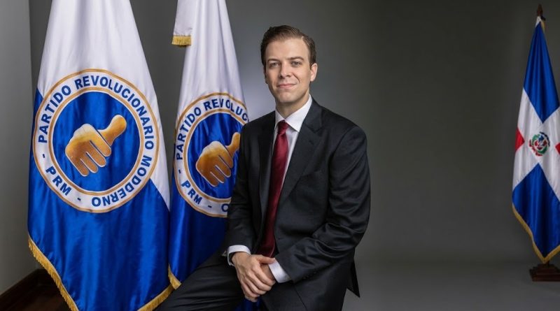 Juan Garrigó renuncia como viceministro para dedicarse a la Secretaría General del PRM Juan Garrigó renuncia como viceministro para dedicarse a la Secretaría General del PRM