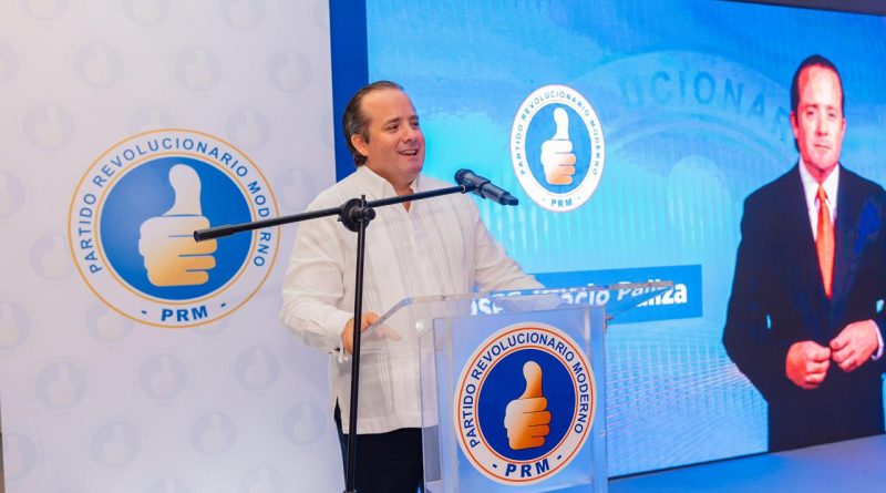 PRM Santiago reconoce a José Ignacio Paliza por sus ocho años de liderazgo