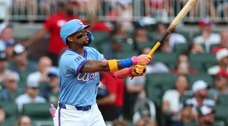 Ronald Acuña Jr. se convierte en el jugador más rápido en llegar a 200 jonrones y 200 robos