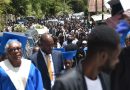 Condenan agresiones a fotoperiodistas durante funerales de víctimas de la masacre en Haití