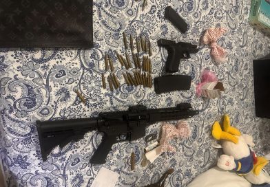 La Policía arresta a un alemán y ocupa un fusil, una pistola y 34.200 dólares en Juan Dolio La Policía arresta a un alemán y ocupa un fusil, una pistola y 34.200 dólares en Juan Dolio
