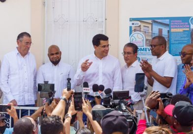 Turismo inaugura programas para mejorar viviendas y fachadas en la Ciudad Colonial