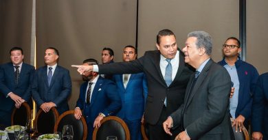 Leonel Fernández aborda con empresarios dominicanos en Nueva Jersey el papel de la diáspora
