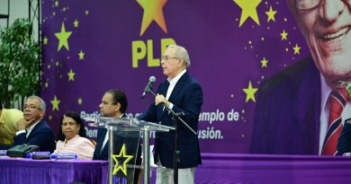 Danilo Medina asegura que el pueblo espera el regreso del PLD al Gobierno