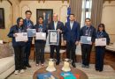 Abinader reconoce a los cinco jóvenes que impusieron récord mundial de lectura
