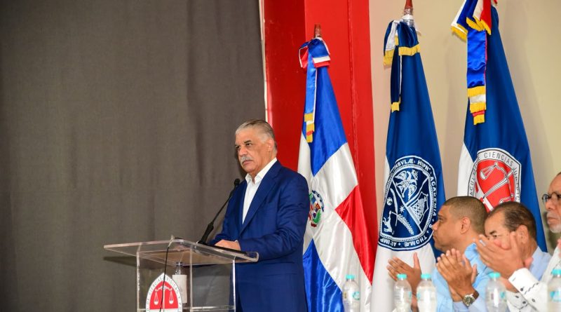 Miguel Vargas pide a la comunidad internacional actuar con mayor firmeza ante crisis de Haití Miguel Vargas pide a la comunidad internacional actuar con mayor firmeza ante crisis de Haití