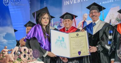 Más de 3,500 profesionales se gradúan de la UASD en su 488 aniversario