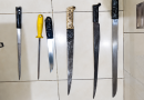 Policía ocupa 12 armas blancas e interviene cuatro puntos en San Cristóbal y Haina